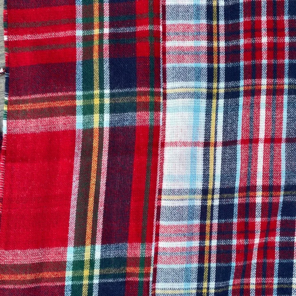 Lands End Unisex Tartan Plaid Scarf Red Blue Classic Holiday Old Money Preppy